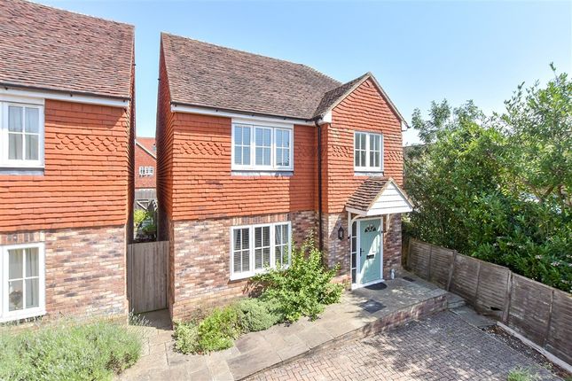 3-bed house on Bishop Close High Halden, Ashford, £415,000