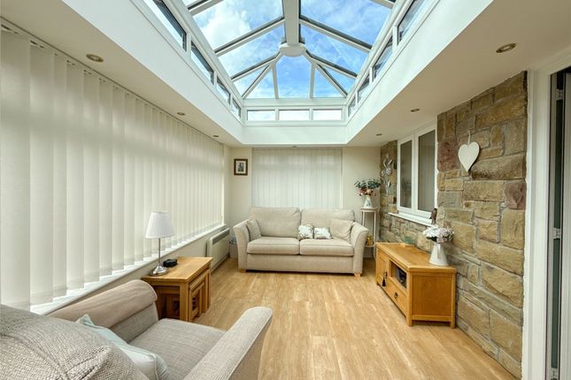 68 Oakfields, Newcastle Upon Tyne photo 2