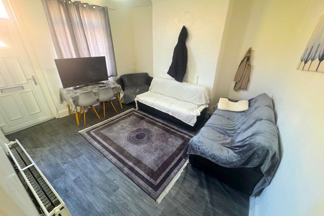 16, Ashton Terrace, Leeds photo 3