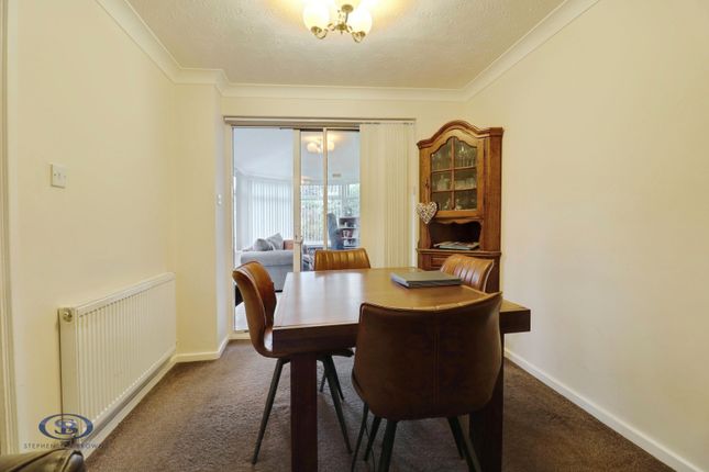 40, Hellyar-Brook Road, Alsager photo 4
