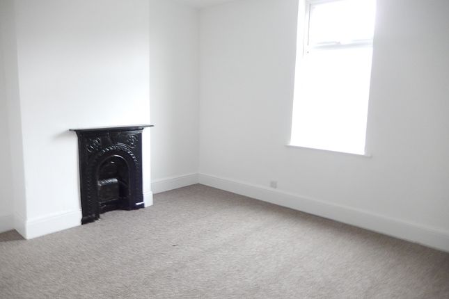 Terraced house to rent in Beaufort Street, Gainsborough