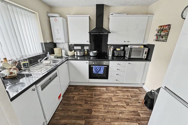 19 Cottey Brook, Tiverton photo 3