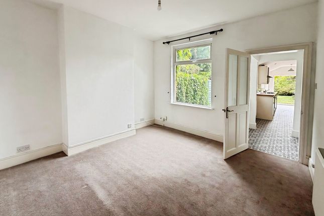 337, Hurcott Road, Kidderminster photo 4