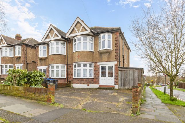 Thumbnail Property to rent in Arundel Avenue, Morden