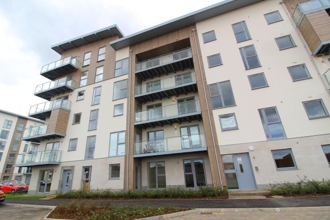 Flat to rent in 3 Wallingford Way, The Loftings, Maidenhead