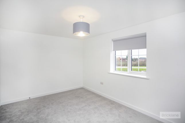 17, Vitellius Close, NUNEATON photo 4