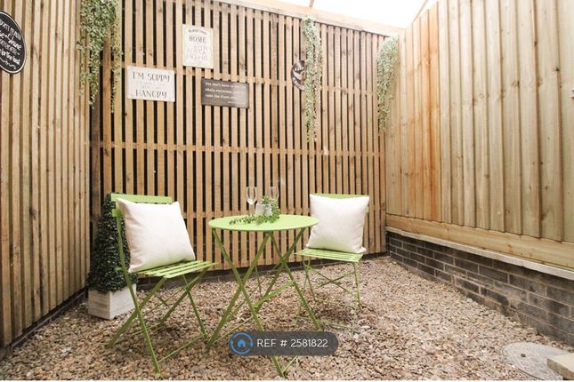 Private Courtyard