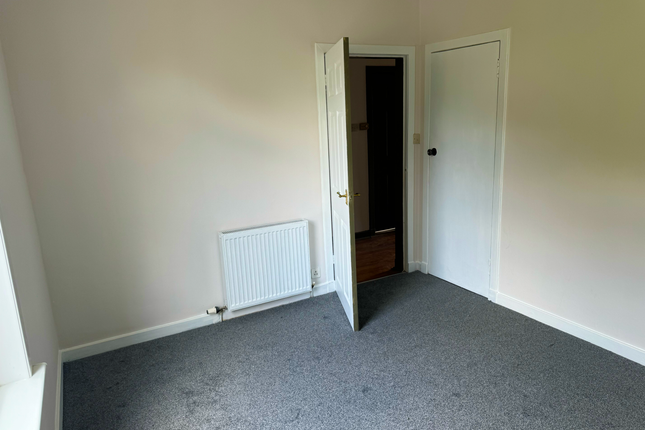 Flat to rent in Aros Drive, Glasgow