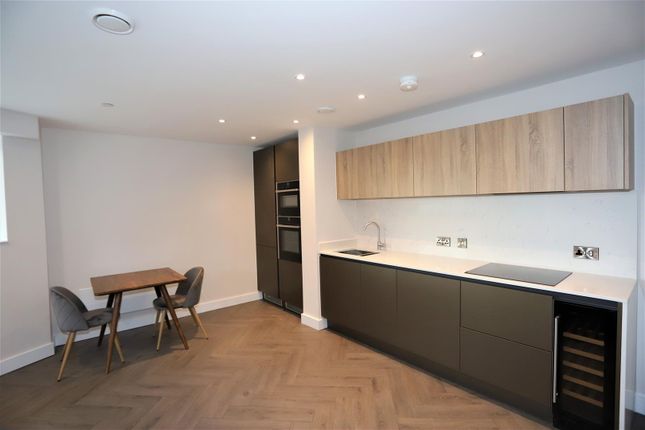 B103, Castle Wharf, 2a Chester Road, Manchester photo 3