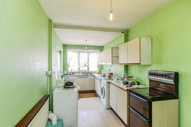 73, Aylesbury Crescent, Bristol photo 4