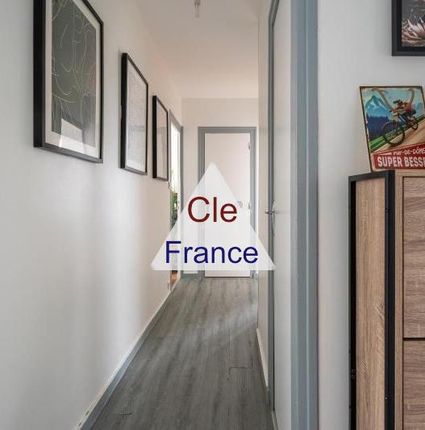 Thumbnail Apartment for sale in Reze, Pays-De-La-Loire, 44400, France