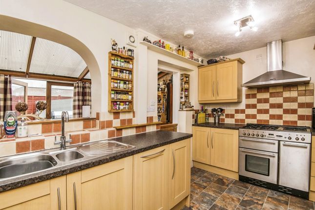 End terrace house for sale in Clare Drive, Tiverton