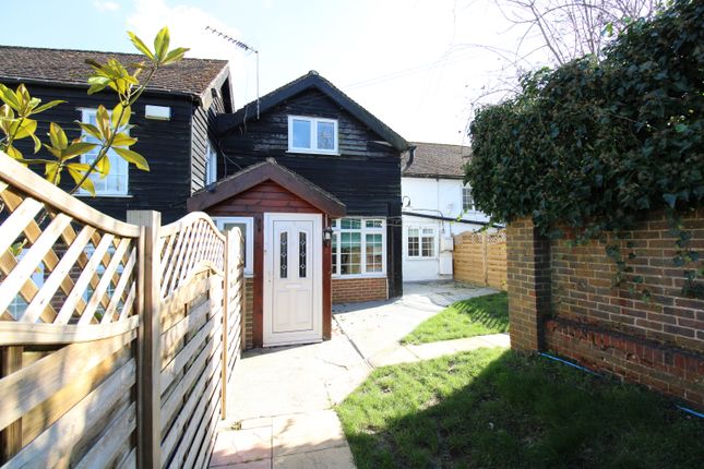 Thumbnail Cottage to rent in Leigh, Surrey