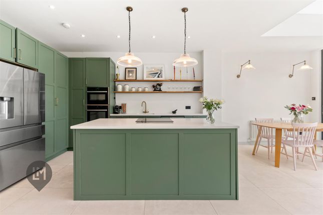 186, Revelstoke Road, London photo 4
