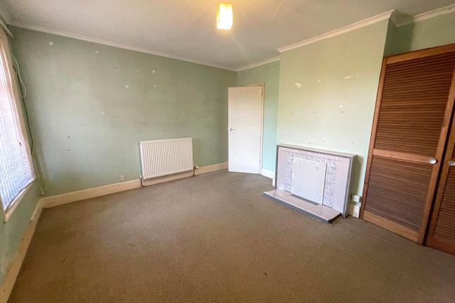 6, Worsley Road, Newport photo 3