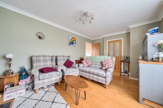 10, The Oval, Worthing photo 4