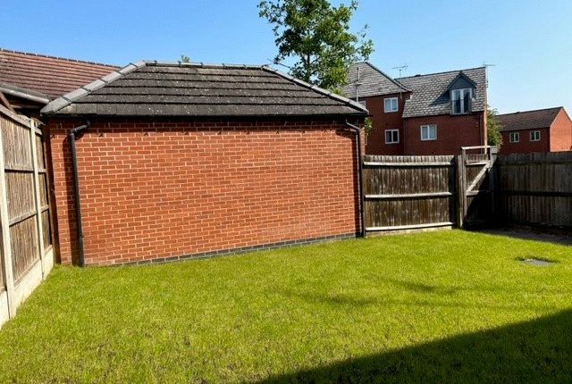 Terraced house for sale in Eakring Road, Mansfield, Nottinghamshire