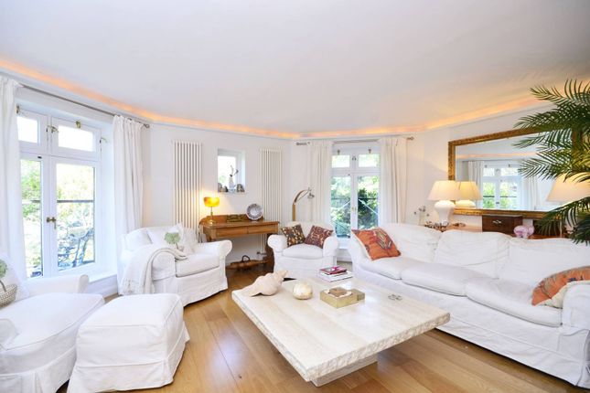 Thumbnail Flat to rent in Fitzjohns Avenue, Hampstead, London