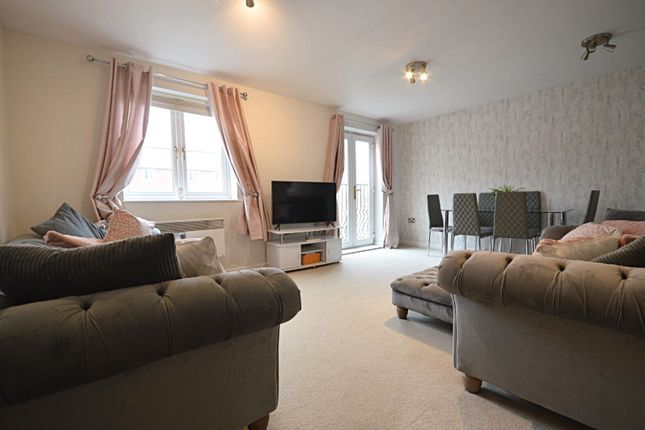 Thumbnail Flat to rent in Rowsby Court, Pontprennau, Cardiff