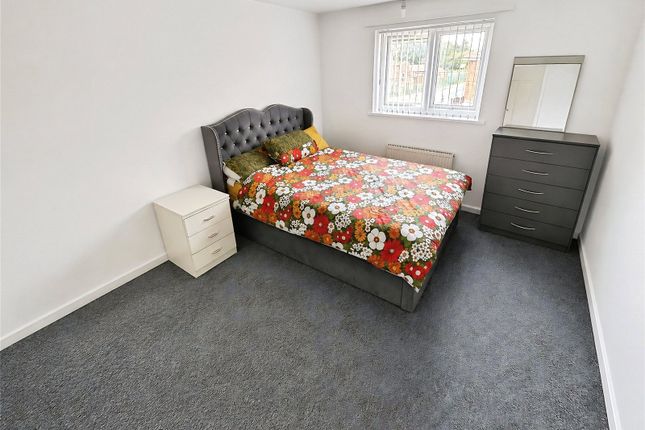 17, Torridge Drive, West Midlands photo 4