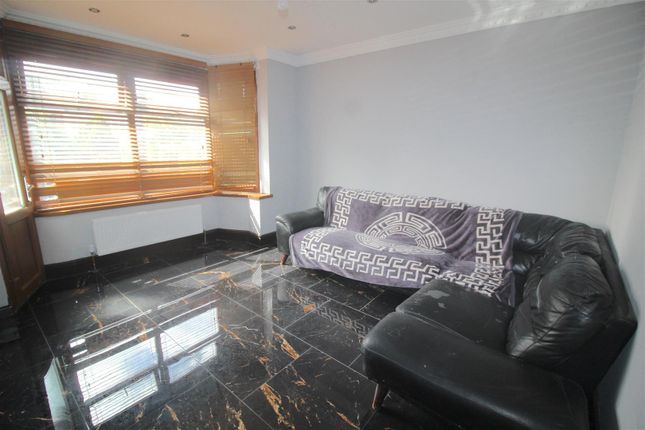 168, Flaxley Road, Birmingham photo 4