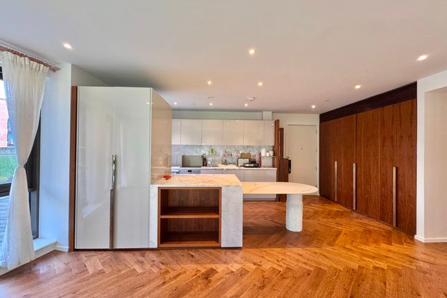 Apartment C65, Capital Building, London photo 5