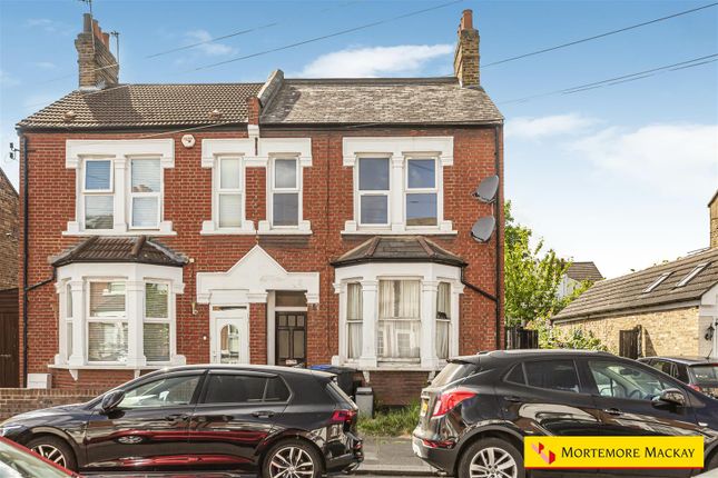 1-bed house on 6A, Moffat Road, Southgate, £325,000