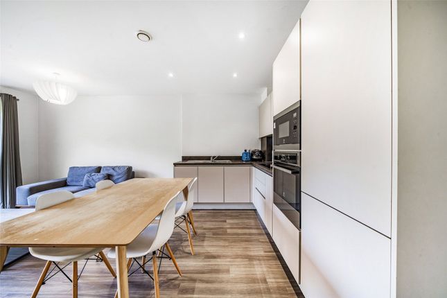 Flat for sale in Naomi Street, Greenland Place