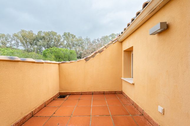 Apartment for sale in Mirador Del Golf, Sotogrande Alto, Sotogrande, Cadiz, 11310