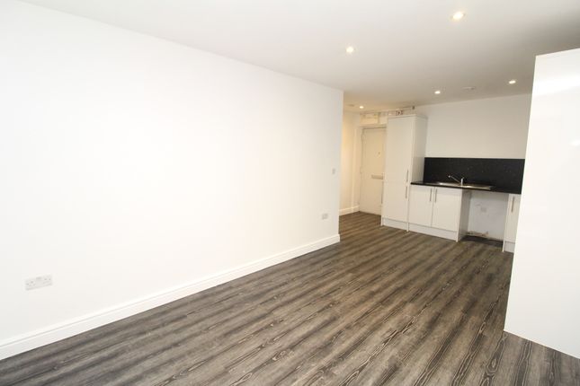 Flat 1, 157 C Perrett Court,, Broadway, Bexleyheath photo 4
