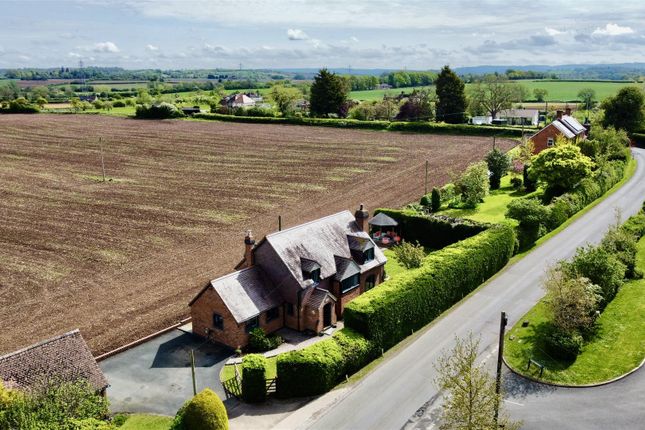 4-bed house on Cider Apple Cottage, Tibberton, £575,000