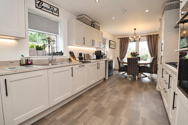 Oakdale House, 5 Lister Gardens, Market Weighton photo 2