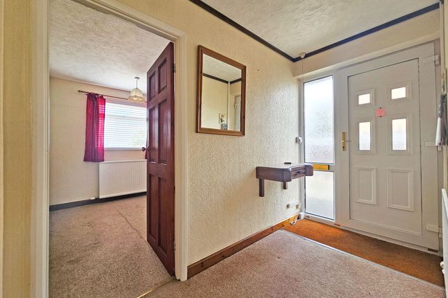 17 Lea Road, Gloucester photo 2