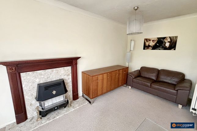 6 Kenilworth Drive, Nuneaton, Warwickshire photo 4
