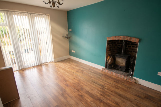 13, Cypress Avenue, Widnes photo 3