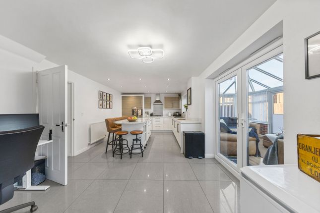 10 Wade Avenue, Warrington photo 3