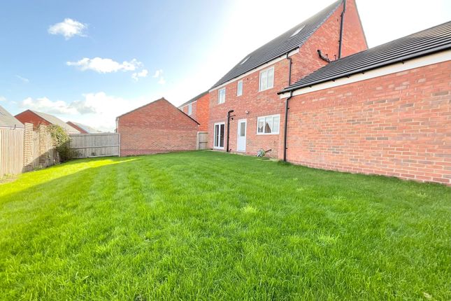 71, Astral Way, Stone photo 4