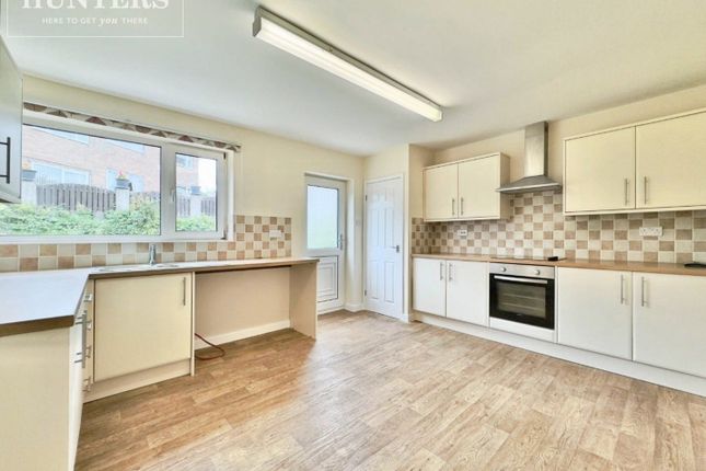 5, Applehaigh View, Barnsley photo 4