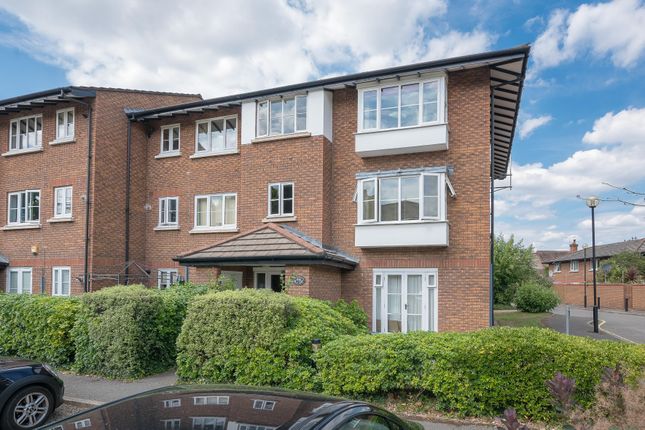 Thumbnail Flat to rent in Kingsworthy Close, Kingston Upon Thames