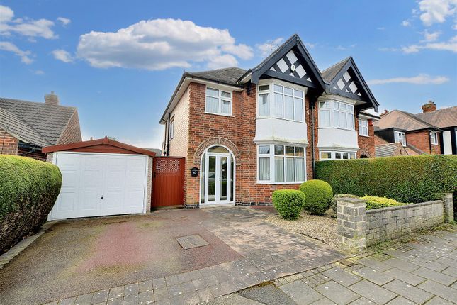 Property for sale in Bramcote Drive, Beeston, Nottingham NG9