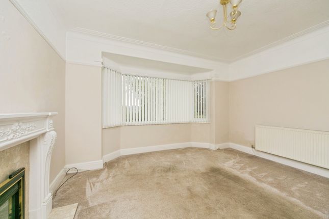 131, Dinerth Road, Colwyn Bay photo 4