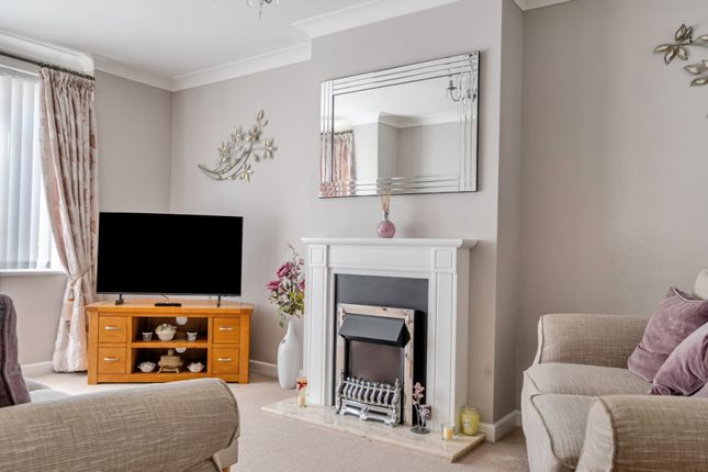 4, Redbrook View, Barnsley photo 4