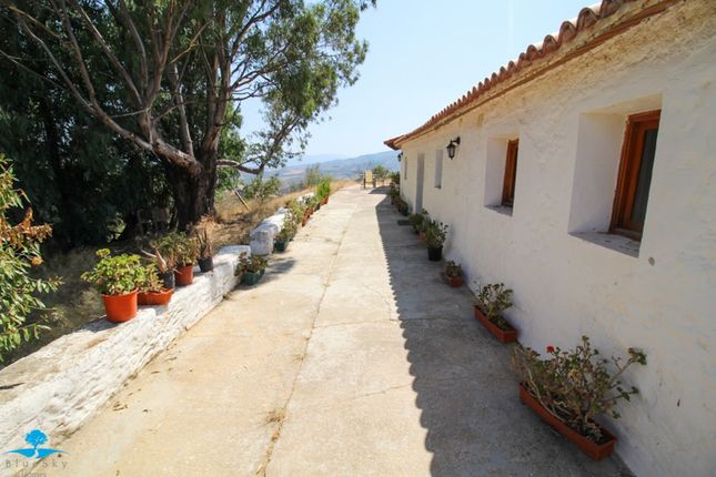 Country house for sale in Casarabonela, Malaga, Spain