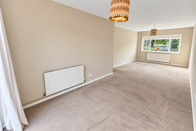 6, Braunston Lane, Daventry photo 3