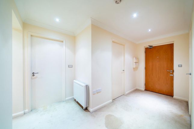 8, Roslyn Court, Burton Joyce photo 3