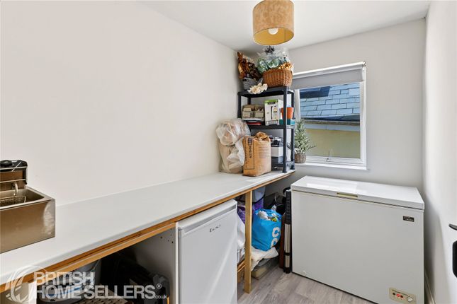 42B,, Fore Street, Bideford photo 4