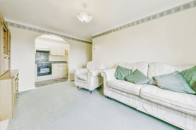 Flat for sale in Collett Road, Ware