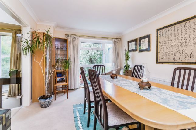 5, Savile Gardens, Croydon photo 4