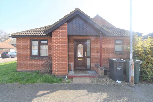 2-bed house on 16, Johnsons Way, Greenhithe, £1,675/mo