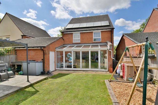 20, Coppins Close, West Parley photo 2